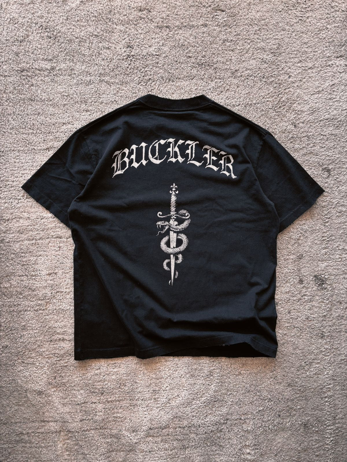 DAGGER TEE