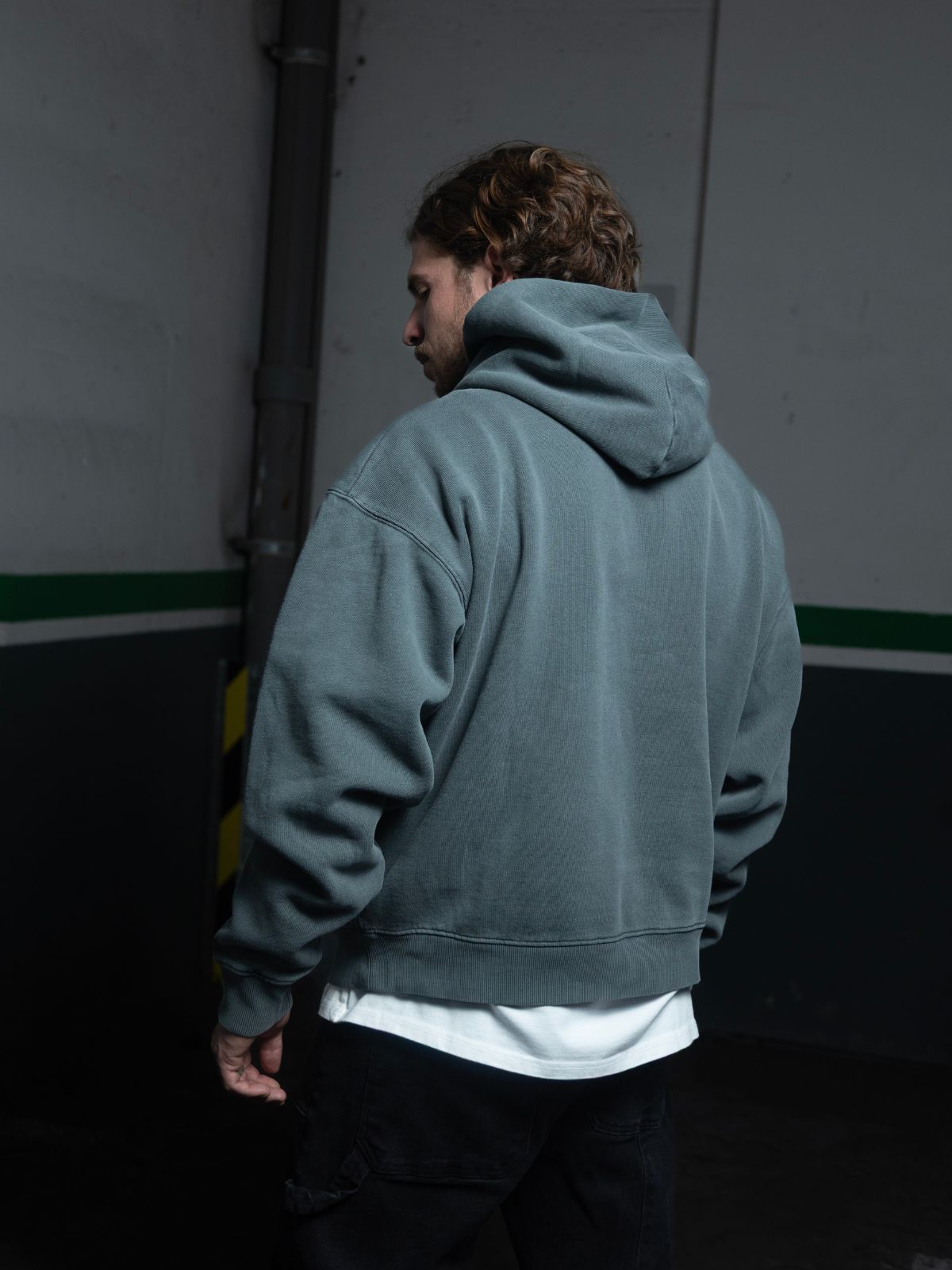 NEW ERA HOODIE