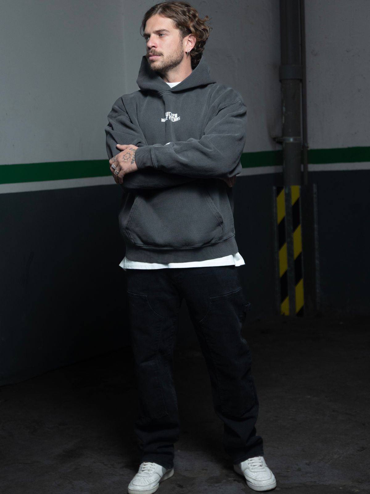 NEW ERA HOODIE
