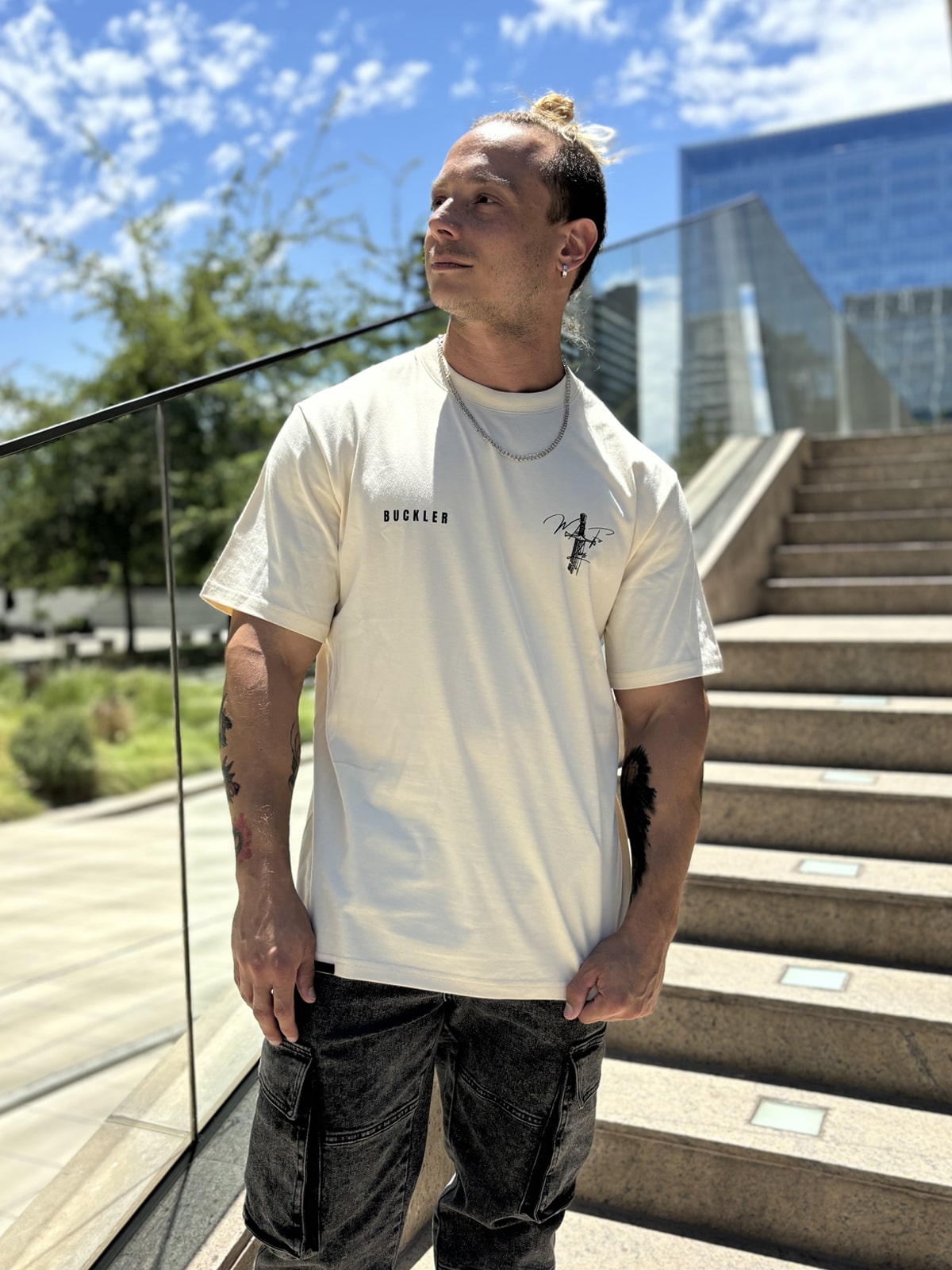 BROKEN BLADE TEE