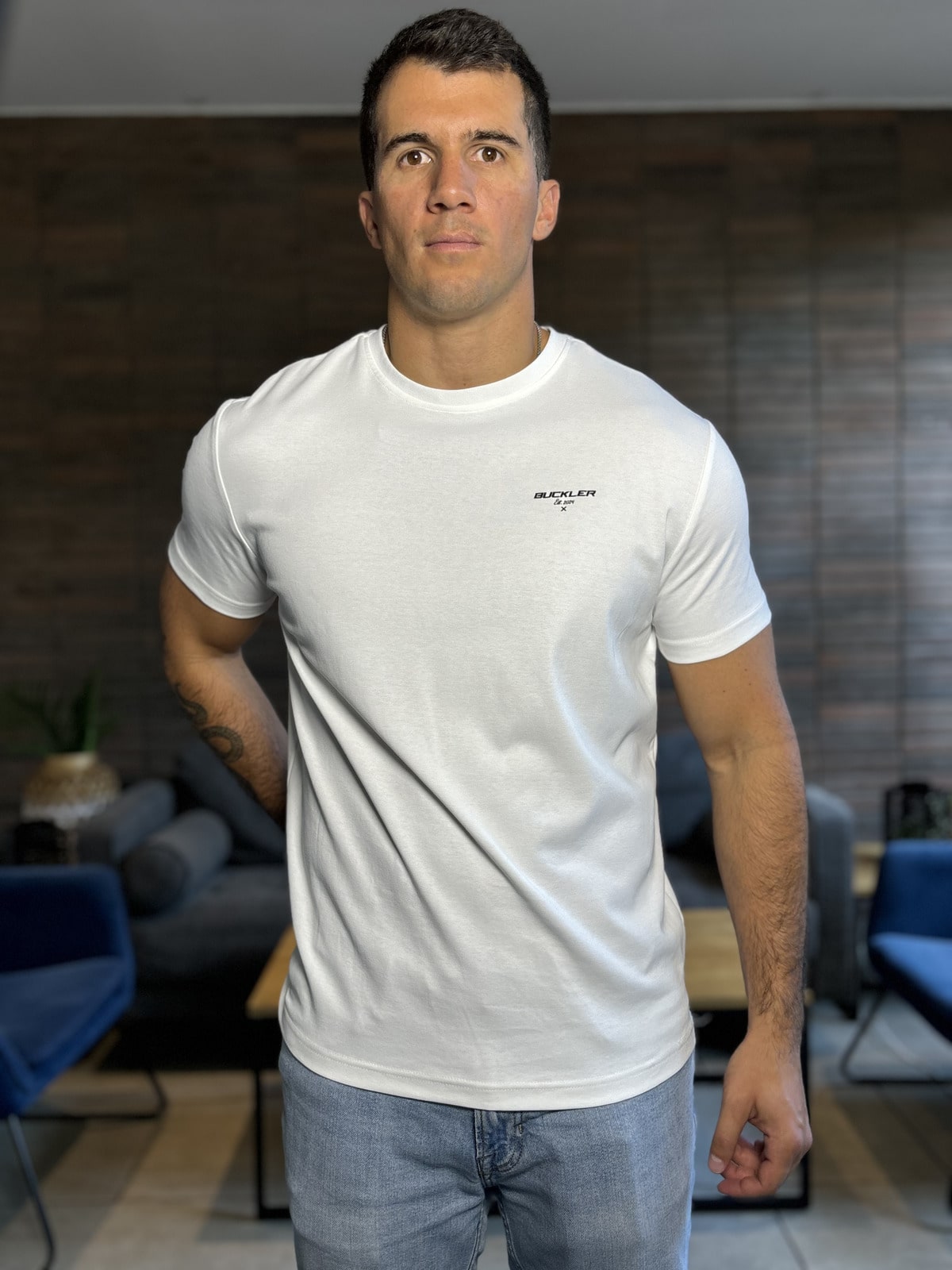 LUXURY TEE