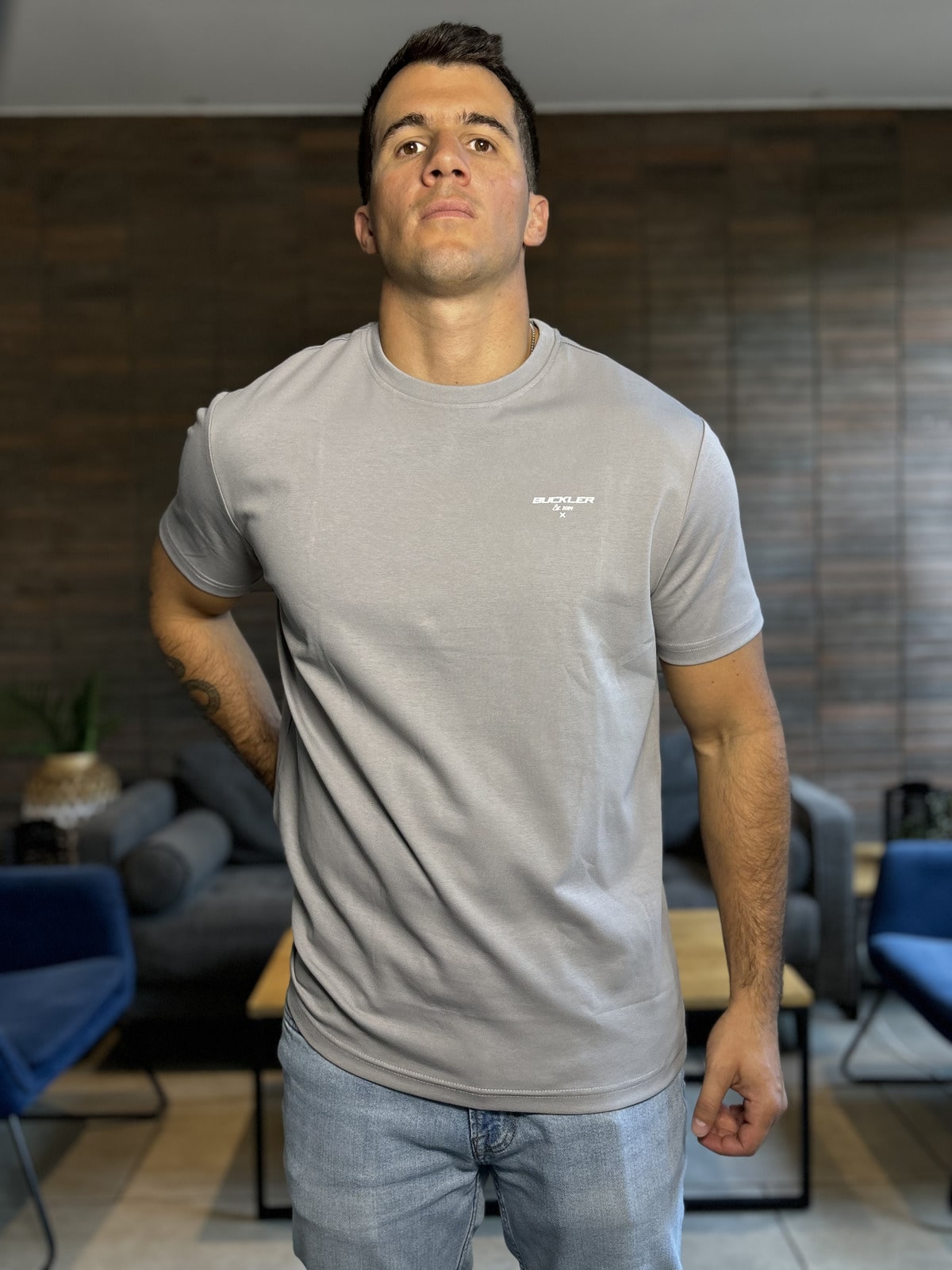 LUXURY TEE