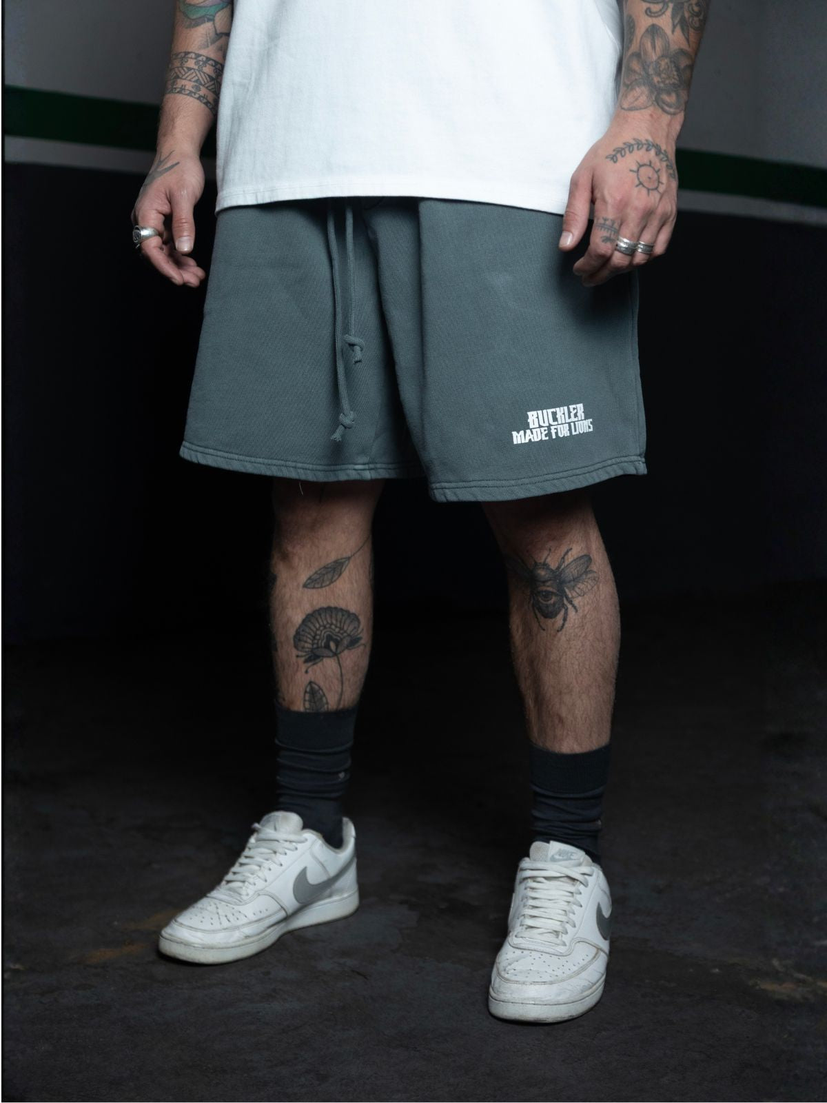 NEW ERA SHORTS