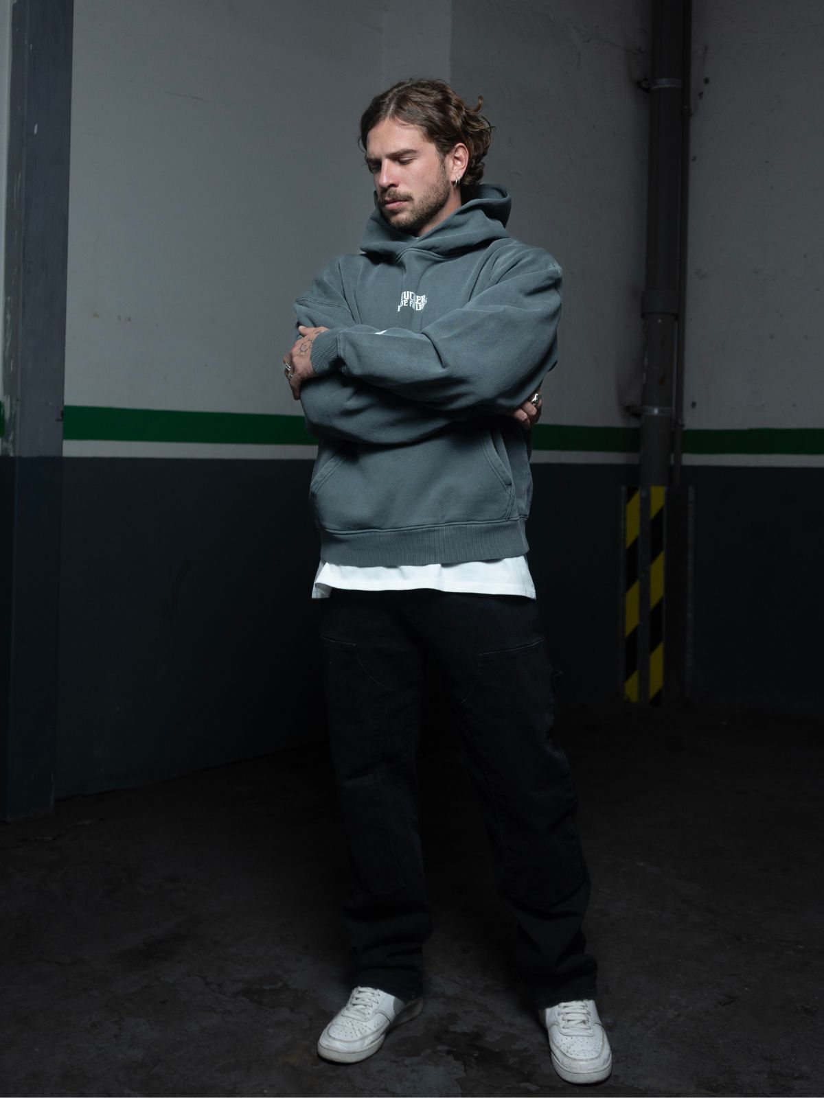 NEW ERA HOODIE