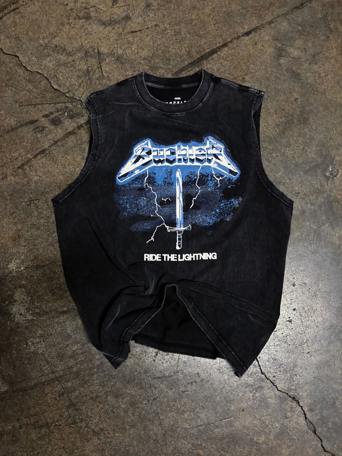 METALLICA TANK