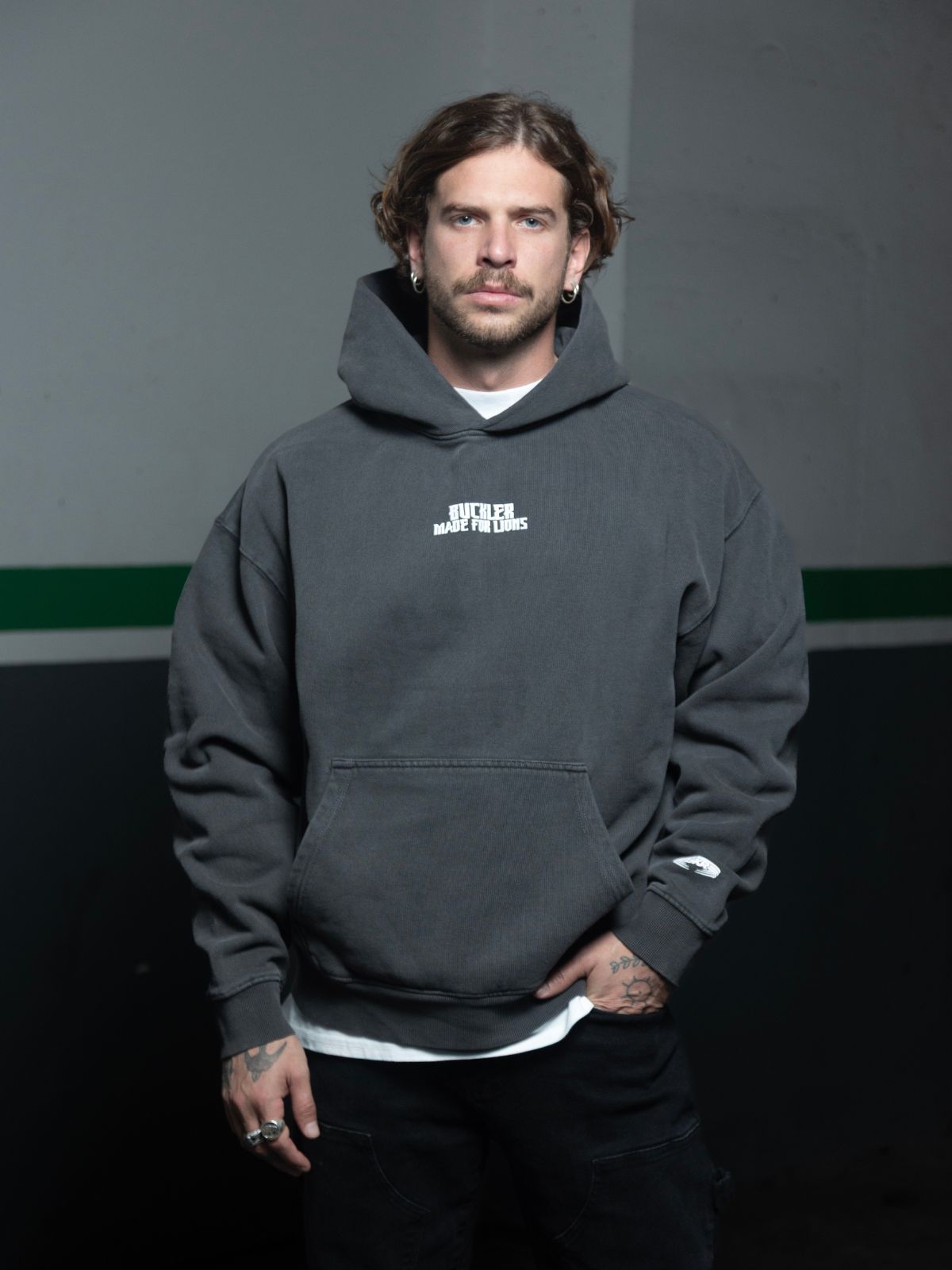 NEW ERA HOODIE