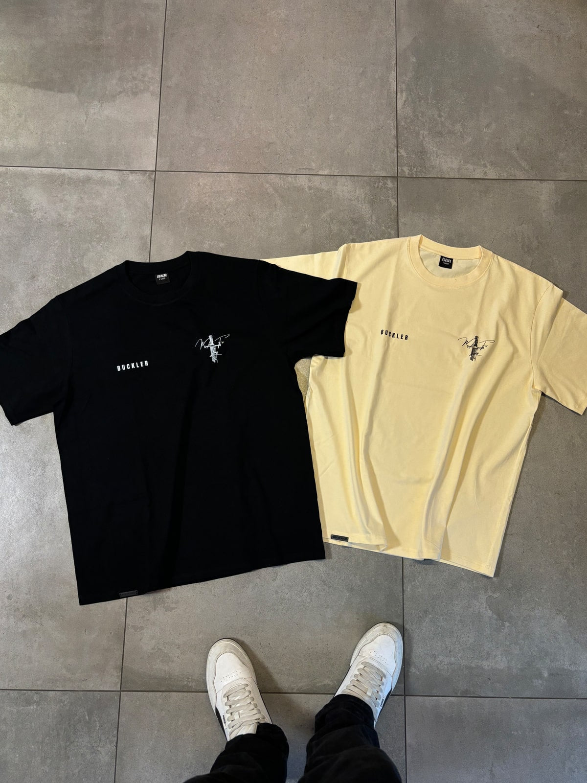BROKEN BLADE TEE