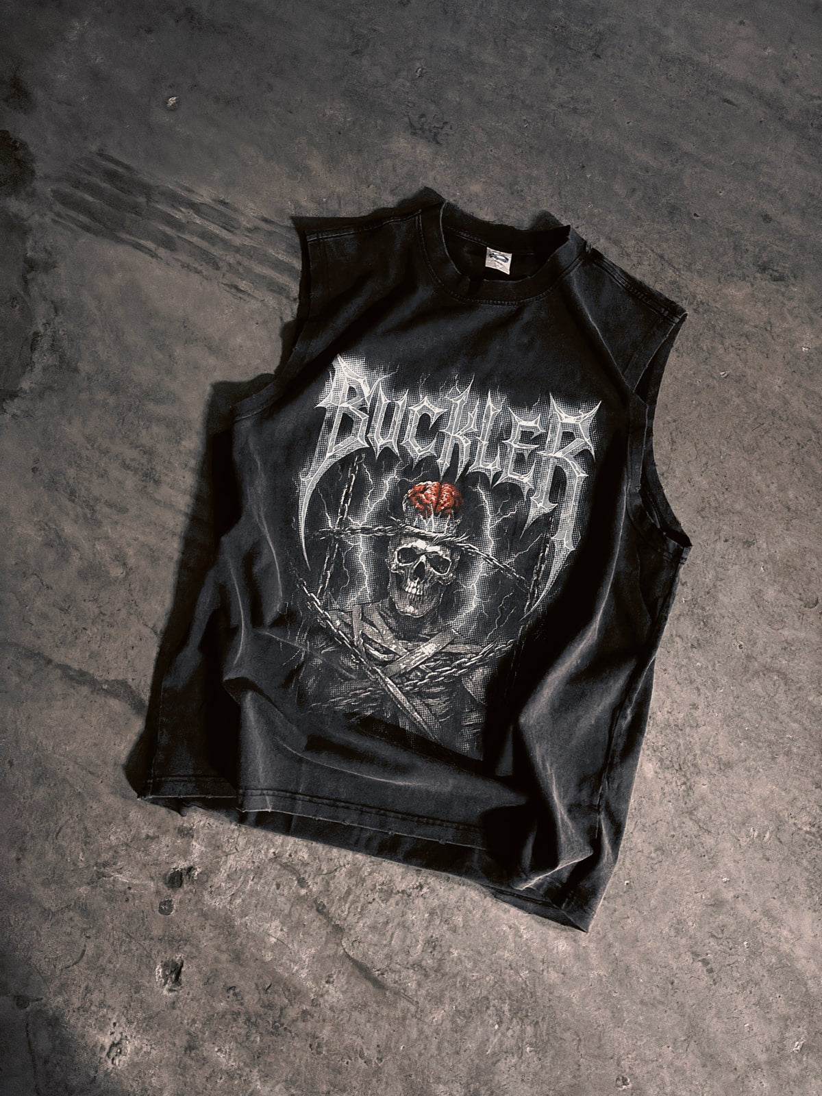 SKULL TANK
